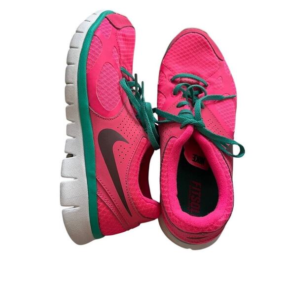 Women's Pink and green Nike Flex Run trainers size 9 - Picture 1 of 8